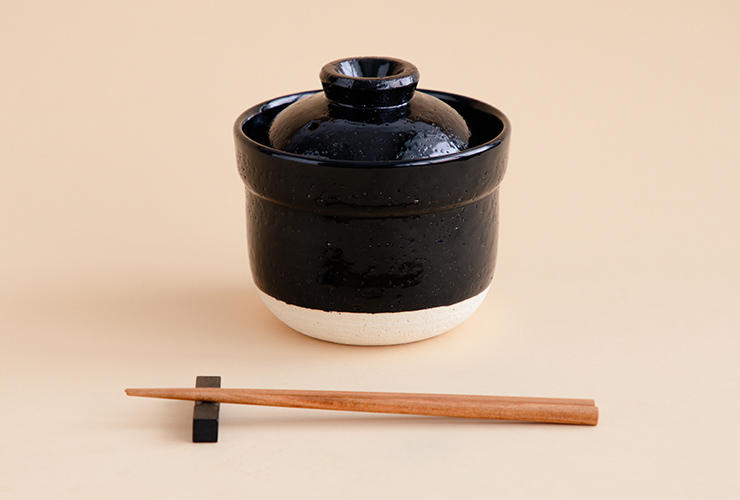 手軽なのに本格派！伊賀焼レンジ土鍋 伊賀ノ匠 | クラウドファン