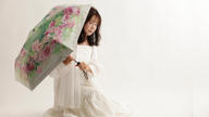 クラウドファンディングプロジェクト：復活のアーティスト柘植彩子｜「アンティークの薔薇と160gの魔法。超軽量アート傘誕生