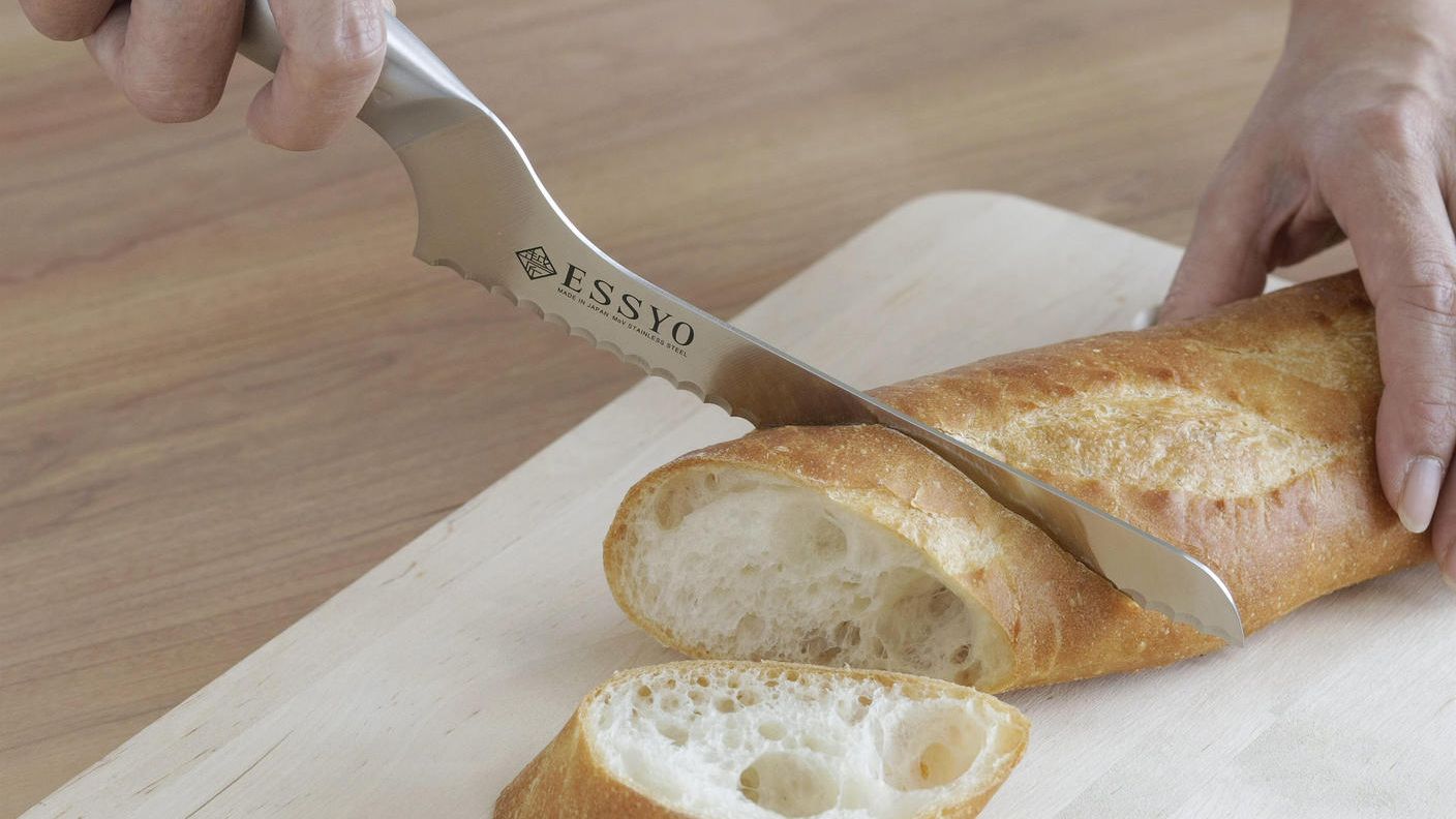 クラウドファンディングプロジェクト：もう扱いにくいとは言わせない！パンはもちろん、肉・野菜・ケーキまで一刀両断できるパンスライサー