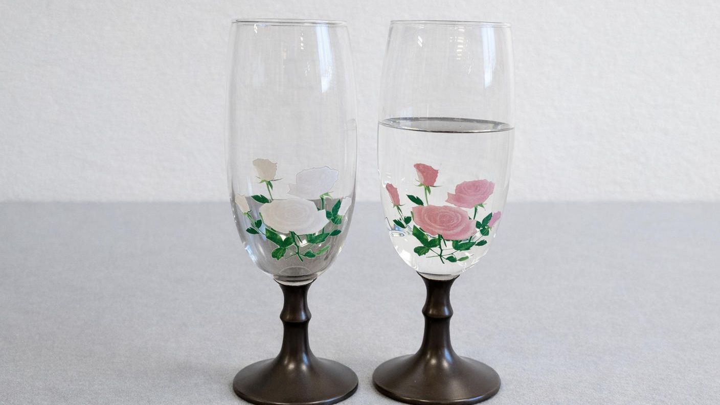 クラウドファンディングプロジェクト：伝統の有田焼とガラスのコラボレーション　マジックグラス