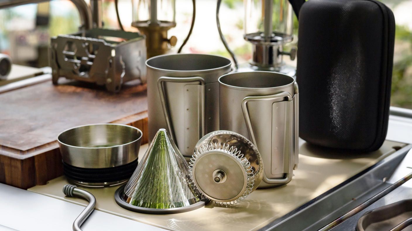 クラウドファンディングプロジェクト：累計出荷数2千個◎500gで軽量なのにステンレス製で丈夫！ハンドドリップセット